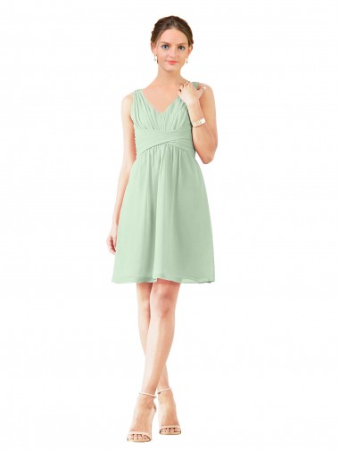 v-Neckline Short Knee Length Chiffon Cocktail Bridesmaid Dress for Sale